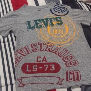Boy's Levi's T-shirt Size 10-12